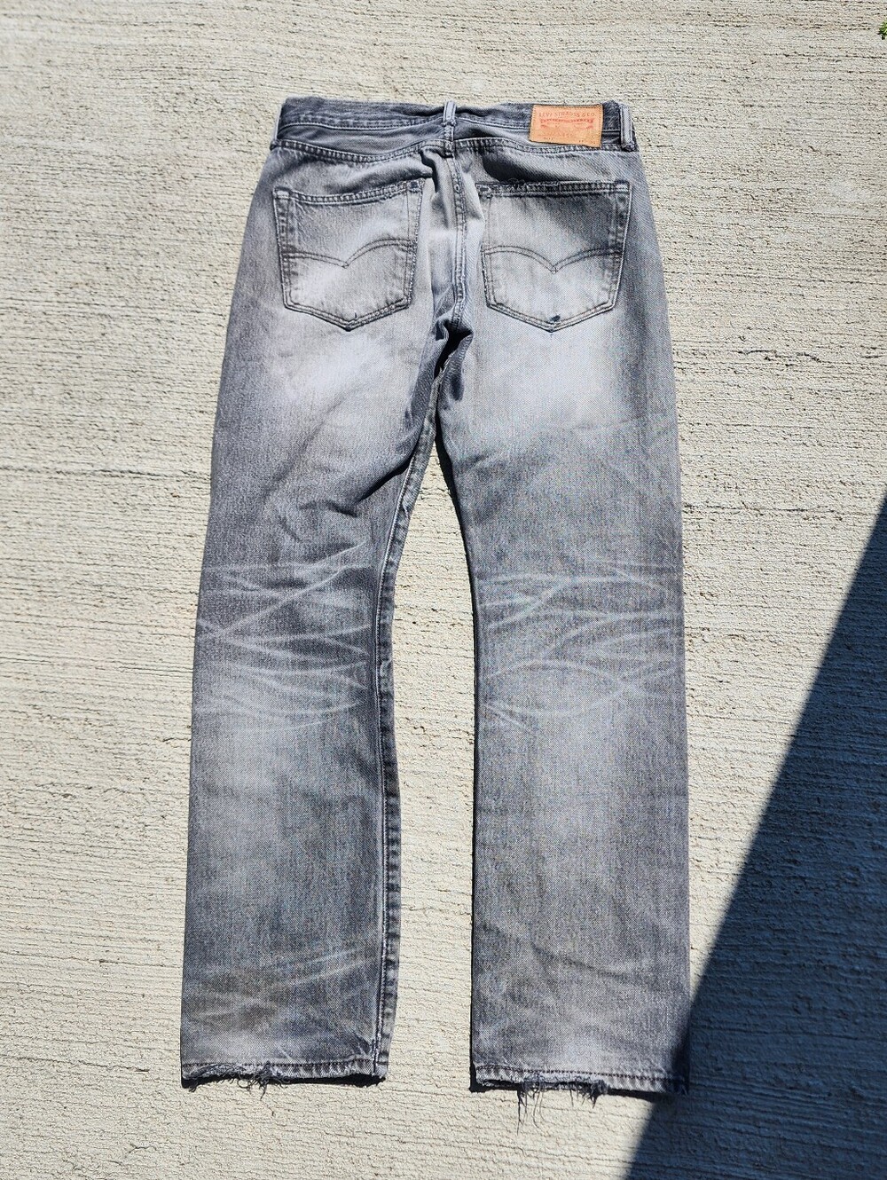 Vintage Levi’s 501 Button Fly Distressed Gray Jeans 31x30